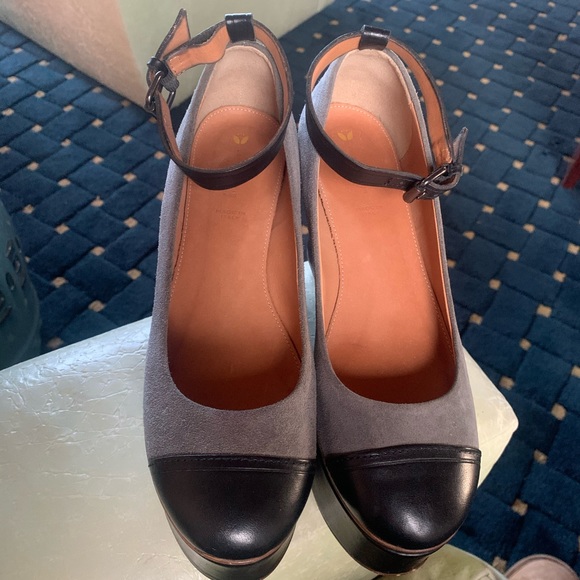 Leifsdottir Platform Heels - Picture 3 of 6